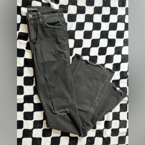 Distressed flying monkey flare - Picture 1 of 2